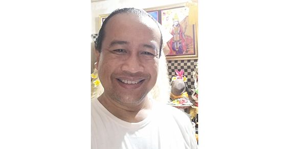 Jro Komang Sutrisna Membeber Misteri Batu Berbentuk Ikan Jro Komang Sutrisna