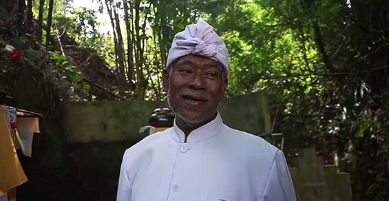 Gusti Mangku Varuna Kubayan Manik Mantra Tanda Alam Muncul di Goa Raja Kerap Isyaratkan Bencana