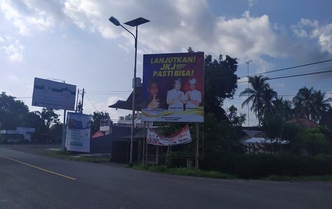 Contoh APK paslon Paket Tamba - Ipat yang ditegur Bawaslu Jembrana pilkada jembrana, pilkada 2020, bawaslu jembrana, puluhan apk, dua paslon melanggar