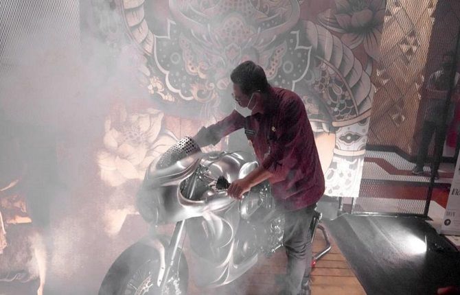 Motor custom Nagabanda yang dilaunching Jumat (26/3) lalu di Dharma Negara Alaya. motor custom, custom nagabanda, tokoh hindu, pandemi covid-19, tak matikan kreativitas, builder motor
