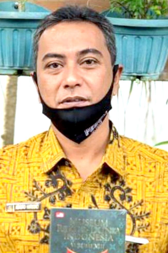 Hendro Harsono Hendro Harsono