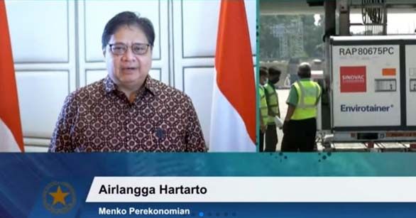 BEKERJA MAKSIMAL: Menteri Koordinator Bidang Perekonomian Airlangga Hartarto dalam Konferensi Pers Kedatangan Vaksin Covid-19 Tahap 30 BEKERJA MAKSIMAL: Menteri Koordinator Bidang Perekonomian Airlangga Hartarto dalam Konferensi Pers Kedatangan Vaksin Covid-19 Tahap 30
