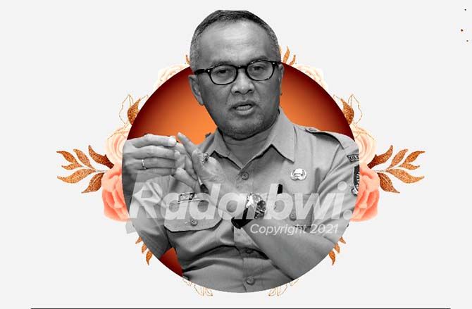 Mantan Sekkab Banyuwangi, Djajat Sudrajat, semasa masih hidup. Mantan Sekkab Banyuwangi, Djajat Sudrajat, semasa masih hidup.