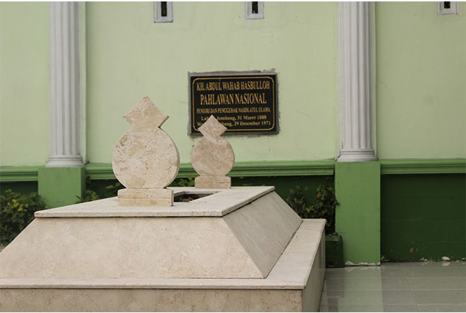 Makam KH Abdul Wahab Hasbullah di Tambak Beras, Jombang. Makam KH Abdul Wahab Hasbullah di Tambak Beras, Jombang.