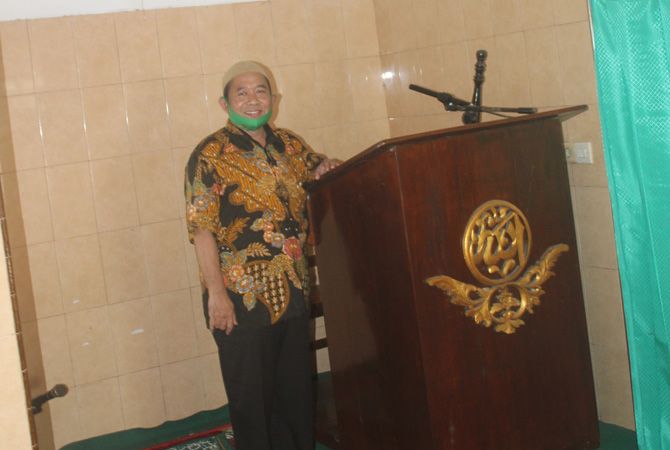 LAWAS: Mimbar di masjid Al Hikmah Balongrejo, Badas, Sumobito peninggalan lama. LAWAS: Mimbar di masjid Al Hikmah Balongrejo, Badas, Sumobito peninggalan lama.
