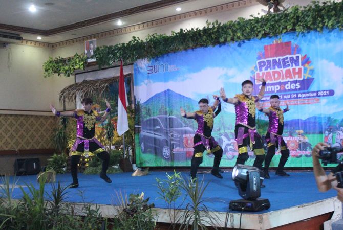 125 Tahun BRI Mengabdi untuk Masyarakat 125 Tahun BRI Mengabdi untuk Masyarakat
