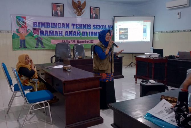 DPPKB-PPPA Jombang Gelar Bimtek Standarisasi SRA Hari Terakhir DPPKB-PPPA Jombang Gelar Bimtek Standarisasi SRA Hari Terakhir
