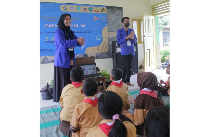 BEM Fakultas Ilmu Pendidikan Unwaha Sambangi SDN Pakel 3 BEM Fakultas Ilmu Pendidikan Unwaha Sambangi SDN Pakel 3