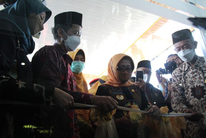Bupati Mundjidah Berikan Apresiasi pada RSU PKU Muhammadiyah Mojoagung Bupati Mundjidah Berikan Apresiasi pada RSU PKU Muhammadiyah Mojoagung