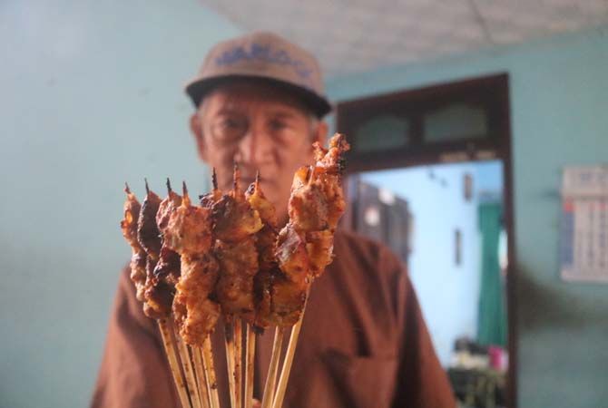 Dipadukan Bumbu Pecel, Legendaris di Jombang Sejak 1937 Dipadukan Bumbu Pecel, Legendaris di Jombang Sejak 1937