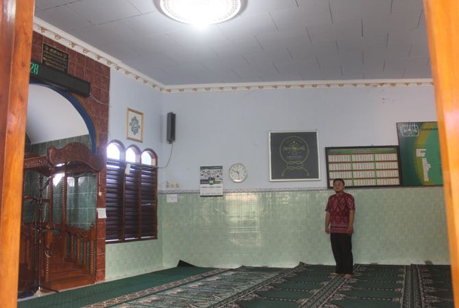 Berdampingan dengan Rumah Nonmuslim Berdampingan dengan Rumah Nonmuslim