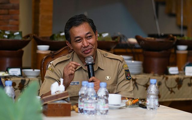 Perlu Penetapan Kawasan dan Komite Khusus Perlu Penetapan Kawasan dan Komite Khusus