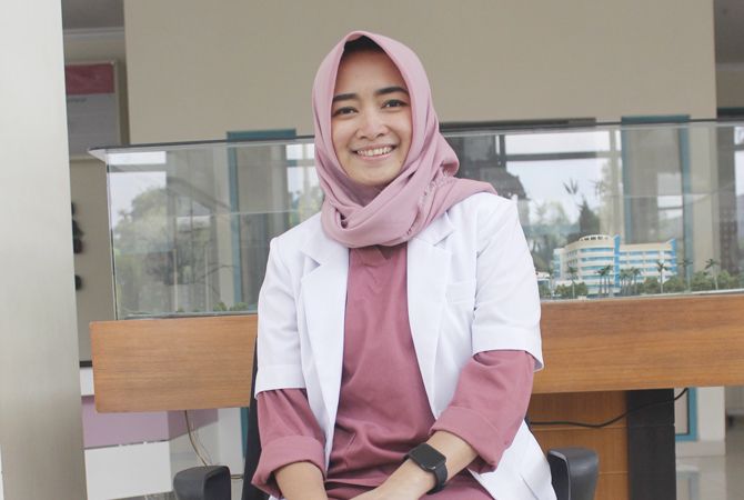 Novi Mantari, Dokter RS Keluarga Sehat Pati Novi Mantari, Dokter RS Keluarga Sehat Pati