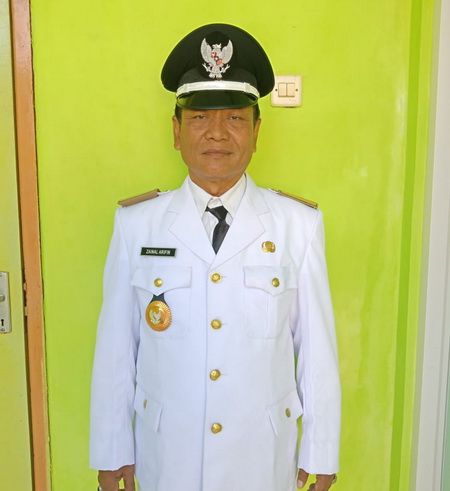Zainal Airifin Kepala Desa Tajungan. Zainal Airifin Kepala Desa Tajungan.