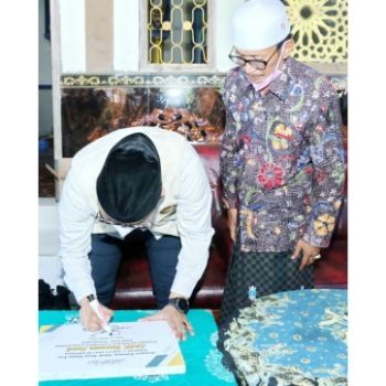 Bupati Ra Latif Terus Perluas Jangkauan Vaksinasi ke Pondok Pesantren Bupati Ra Latif Terus Perluas Jangkauan Vaksinasi ke Pondok Pesantren