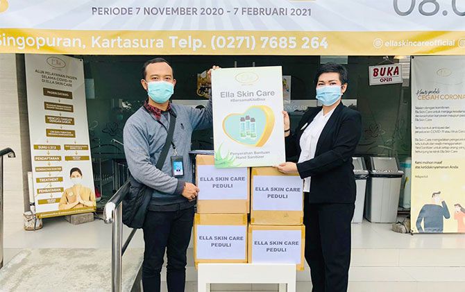 Ella Skin Care sumbang hand sanitizer untuk Rumas Sakit UNS Surakarta. Ella Skin Care sumbang hand sanitizer untuk Rumas Sakit UNS Surakarta.