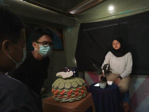 TOTALITAS: Salah satu adegan yang diperagakan Tim A SMKN 1 Kademangan. TOTALITAS: Salah satu adegan yang diperagakan Tim A SMKN 1 Kademangan.