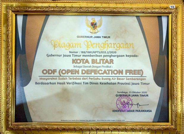 MEMBANGGAKAN: Piagam penghargaan ODF Kota Blitar. MEMBANGGAKAN: Piagam penghargaan ODF Kota Blitar.