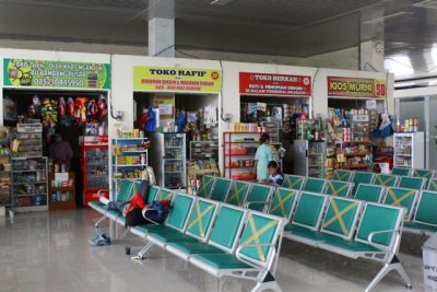 Bus Beroperasi Lagi Penumpang Masih Minim