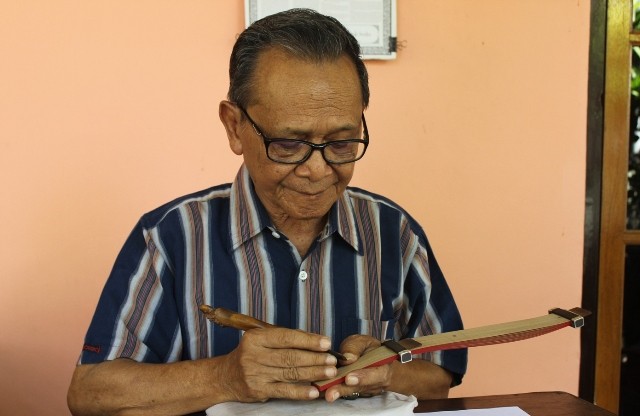 Ada Lontar Dibilang Tenget Ternyata Isinya Soal Pengayam Ayam