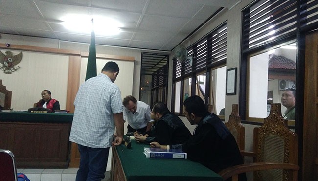 Get Achim netto For iPhone