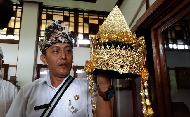 Mahkota Raja Berlapis Emas Tak Kunjung Dipajang Ternyata Ini Pemicunya