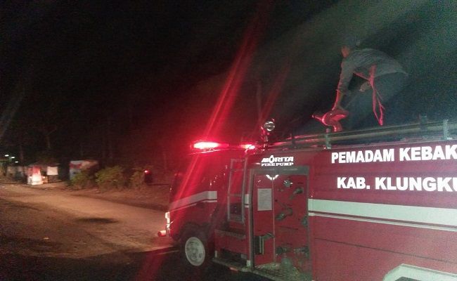 Parah Satu Satunya Armada Pemadam Kebakaran Di Nusa Penida Keropos Indonesia Online