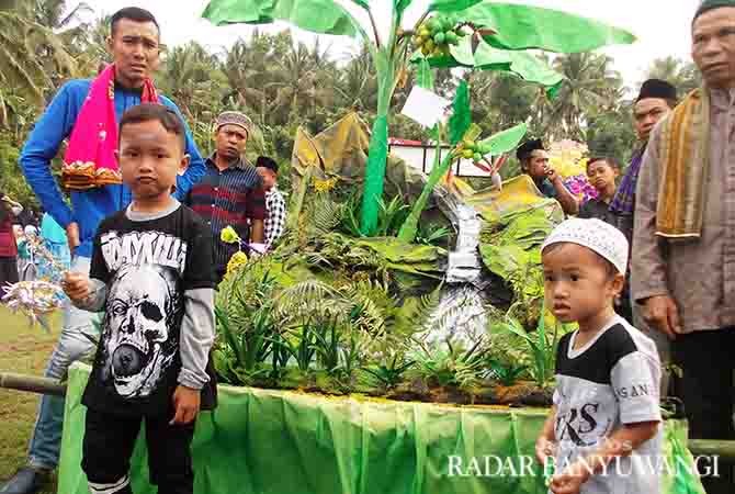 pozie: Hiasan Pohon Pisang Untuk Maulid