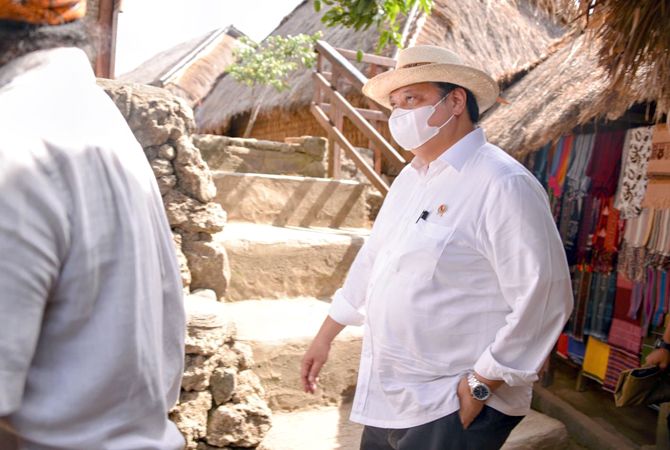 Menko Airlangga Semangati Penerima Kartu Prakerja Di Provinsi Ntb<script async src=