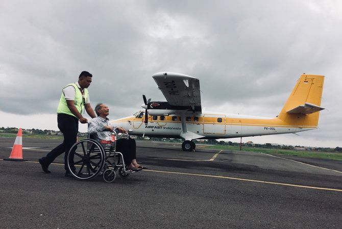 440+ Kursi Roda Pesawat Terbaik