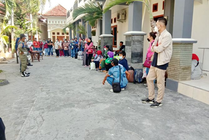 Sebelum Pulang Ke Rumah Wajib Jalani Swab Antigen