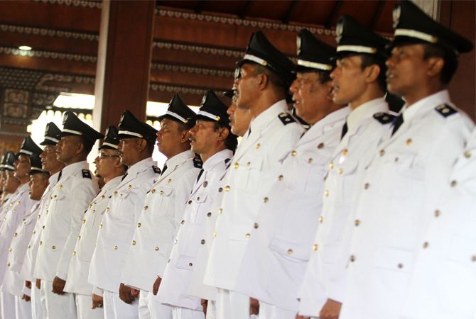 Gaji Kades Berpotensi Menguras Add