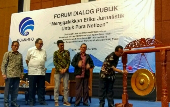 Bijak Dalam Bermedia Sosial