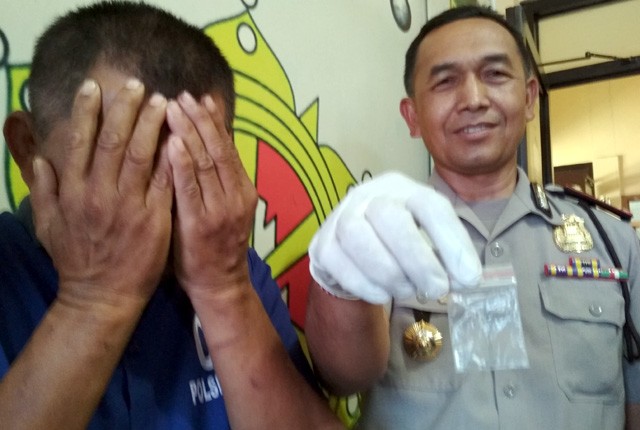 Dukun Cabul Tipu Puluhan Wanita Cabut Bulu Kemaluan Buat Penglaris