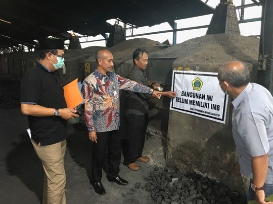 Pabrik Sandal New Era Di Gresik Kebakaran Merdeka Com