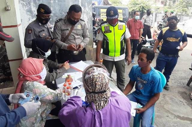 Simpiox en el mostrador