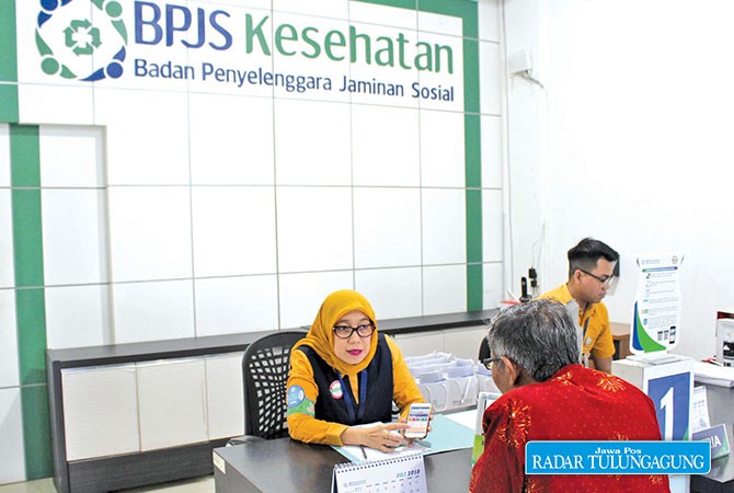 Kepala Bpjs Kesehatan Cabang Tulungagung Layani Langsung Masyarakat